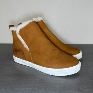 Timberland Women's Skyla Bay Pull-On Boots, Medium Brown Nubuck Sz 8.5 US